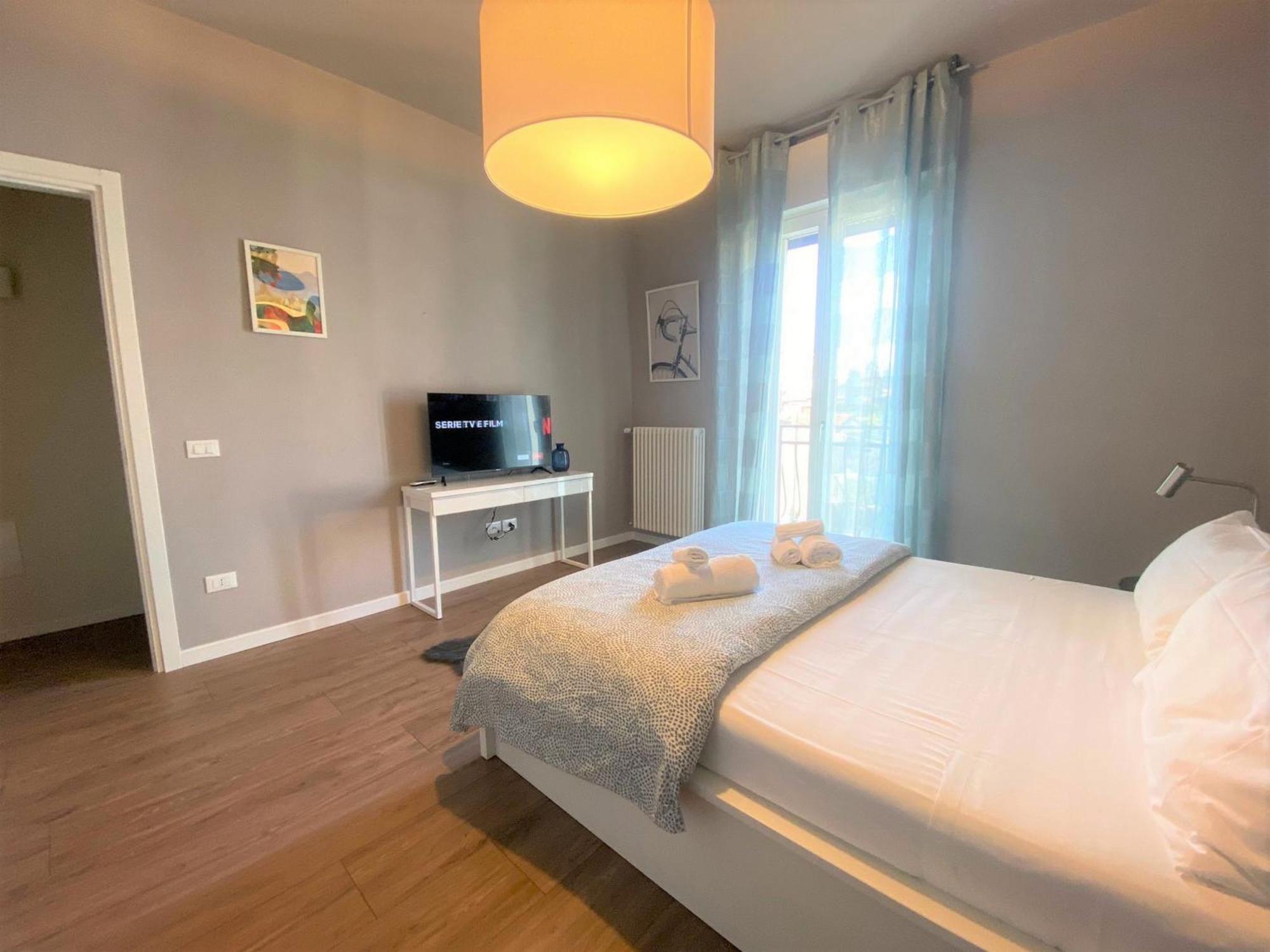 Desenzanoloft Official Partner Marriott Homes & Villas - Bacco Family Apartment Дезенцано-дель-Гарда Экстерьер фото