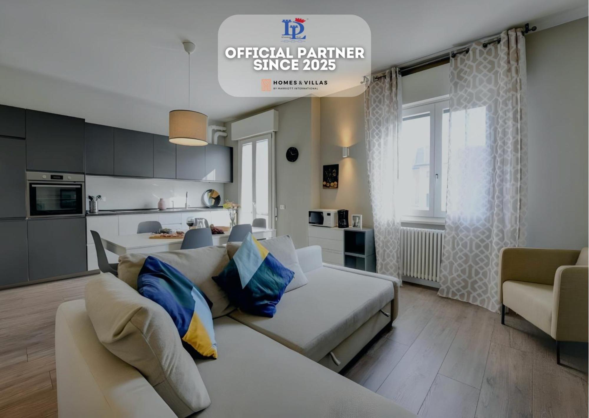 Desenzanoloft Official Partner Marriott Homes & Villas - Bacco Family Apartment Дезенцано-дель-Гарда Экстерьер фото